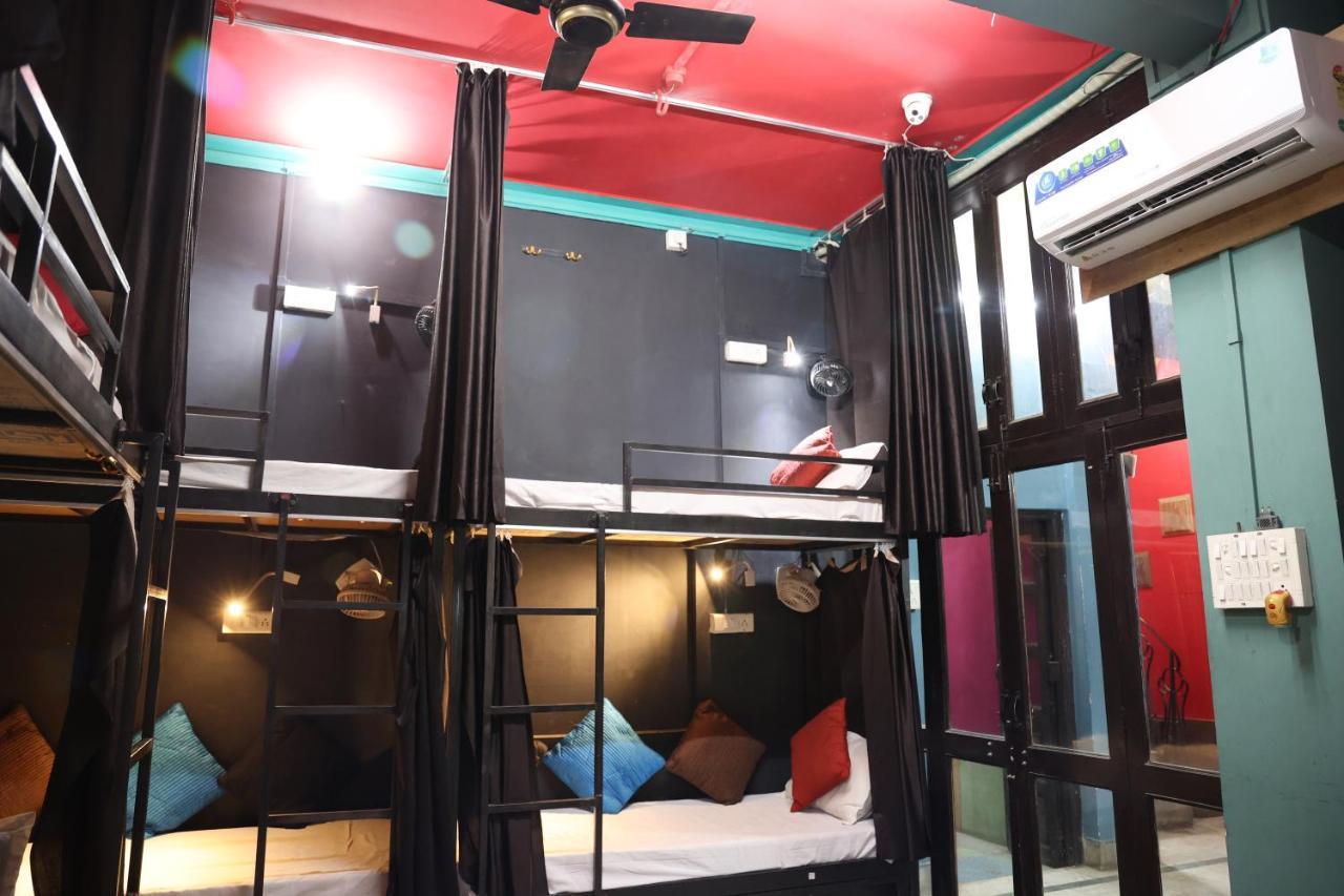 Хостел Santkripa Backpackers 400 Mtr From Railway Station Джодхпур Экстерьер фото