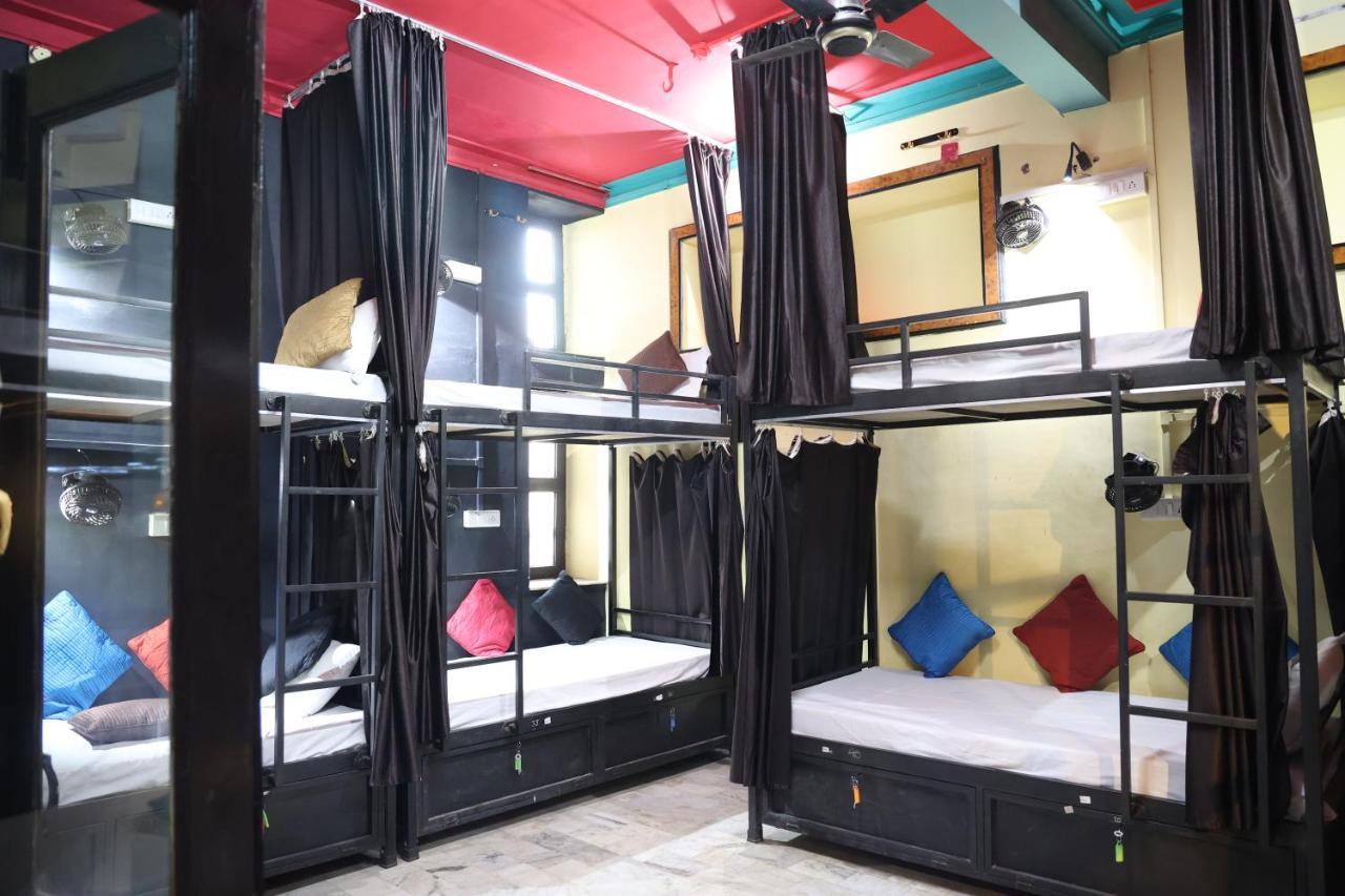 Хостел Santkripa Backpackers 400 Mtr From Railway Station Джодхпур Экстерьер фото