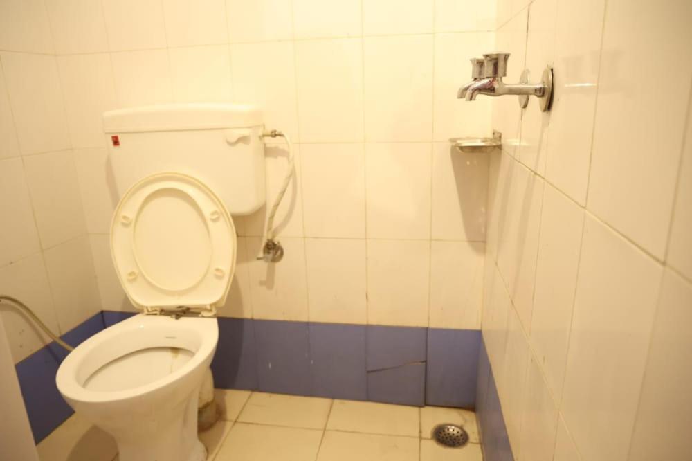 Хостел Santkripa Backpackers 400 Mtr From Railway Station Джодхпур Экстерьер фото