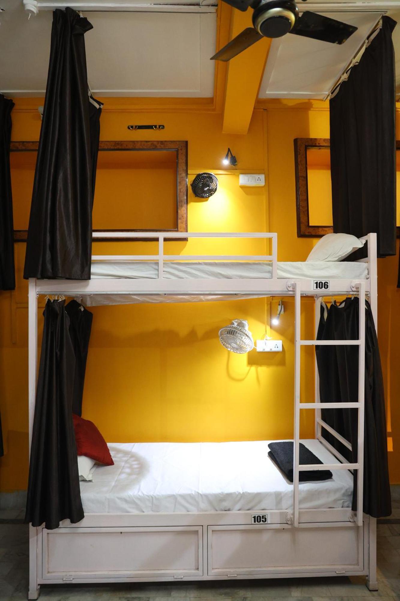 Хостел Santkripa Backpackers 400 Mtr From Railway Station Джодхпур Экстерьер фото